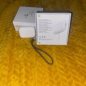 White Wireless Earbuds with Charging Case